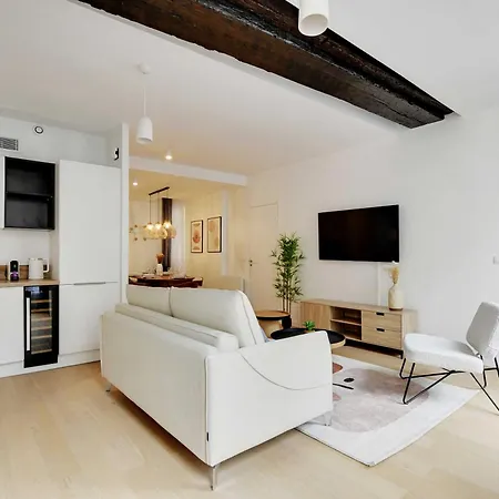 Modern - 2br-6p - In Heart Of Le Marais Parigi