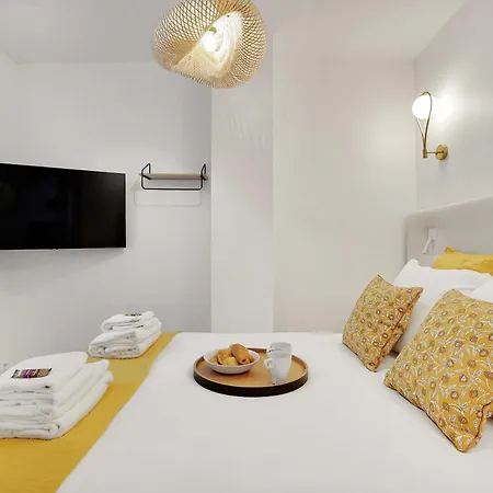 Modern - 2br-6p - In Heart Of Le Marais Apartment *